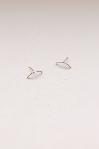 Curve Studs